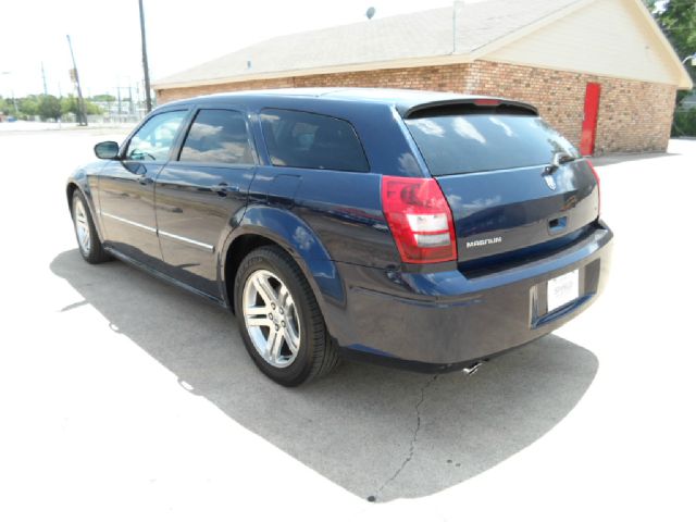 Dodge Magnum 2005 photo 3