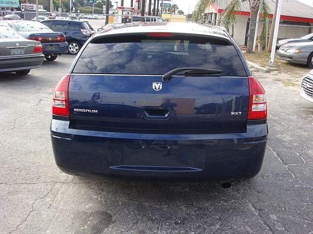 Dodge Magnum 2006 photo 1