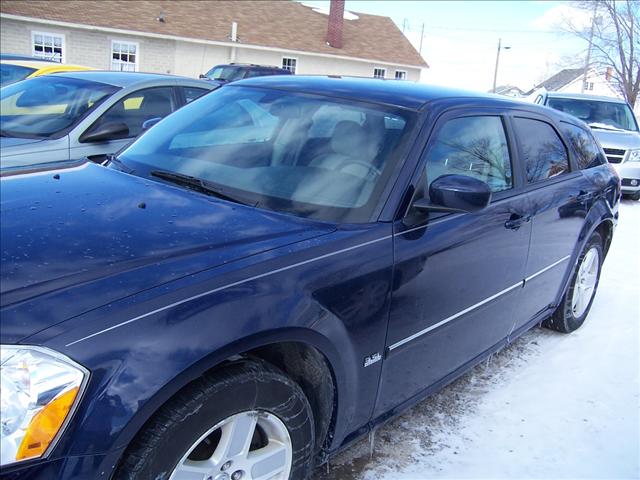 Dodge Magnum S Wagon