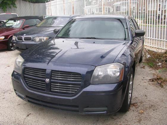 Dodge Magnum 2006 photo 2