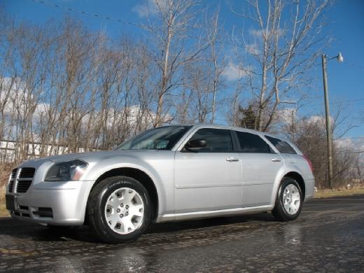 Dodge Magnum 2006 photo 2