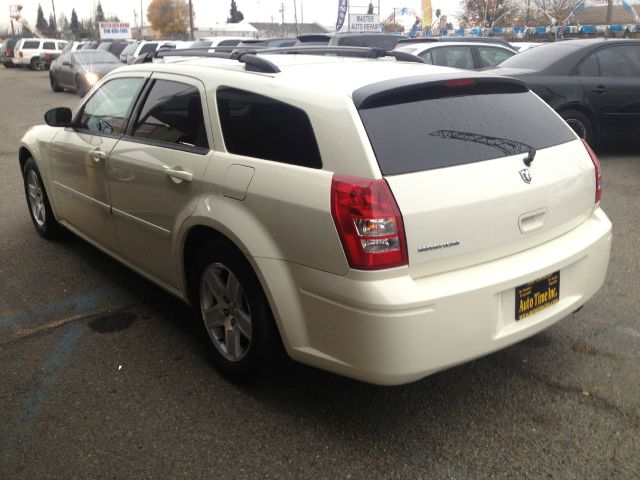 Dodge Magnum 2006 photo 4