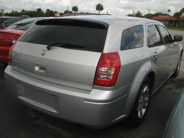 Dodge Magnum 2006 photo 6