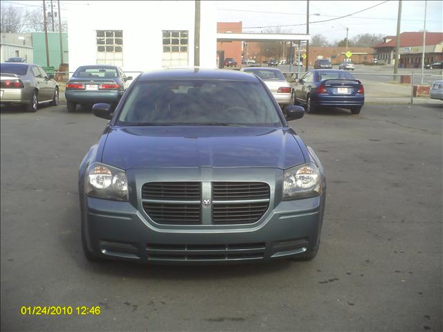 Dodge Magnum 2006 photo 2