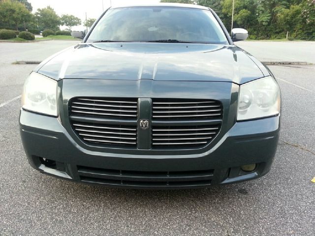 Dodge Magnum 2006 photo 1