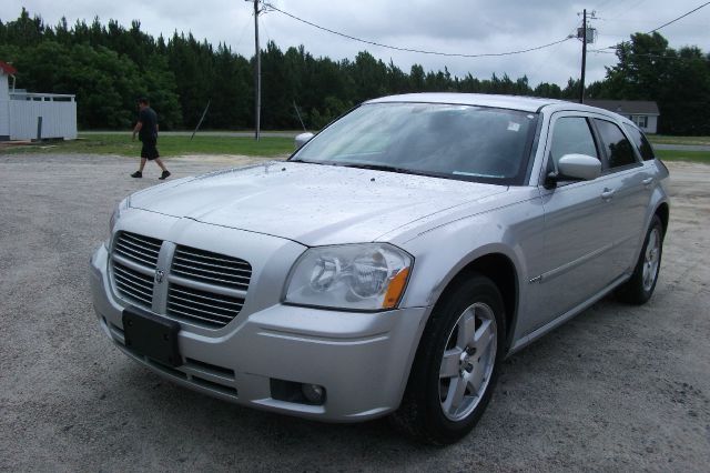 Dodge Magnum 2006 photo 1