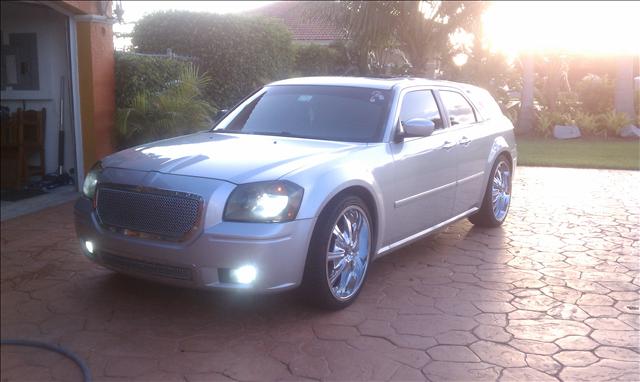 Dodge Magnum 3.2 Wagon