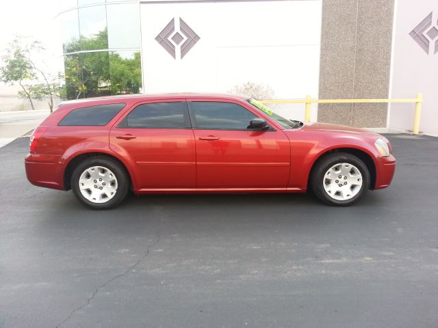 Dodge Magnum 2006 photo 1