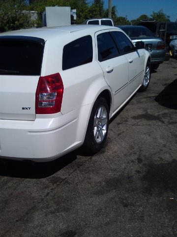 Dodge Magnum 2006 photo 1