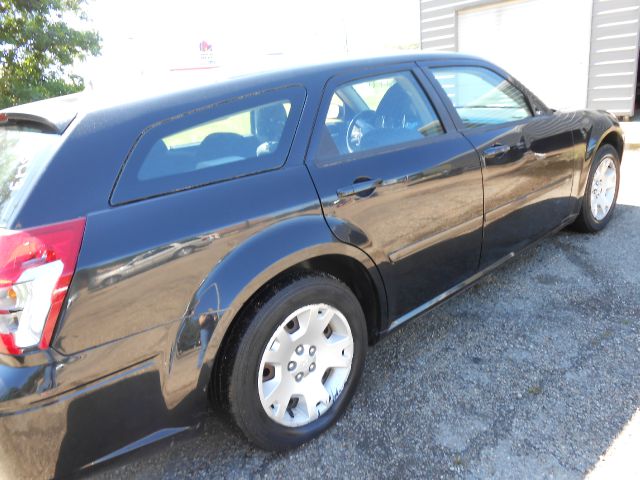 Dodge Magnum 2006 photo 1