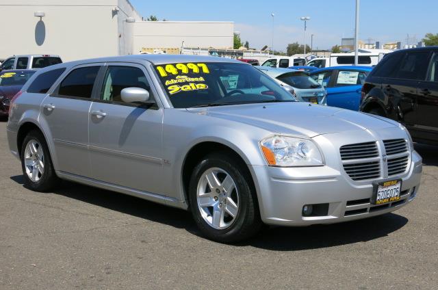 Dodge Magnum 2006 photo 2