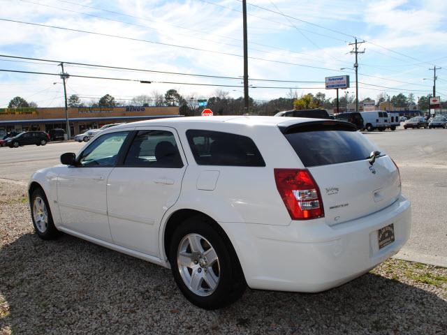 Dodge Magnum 2006 photo 1