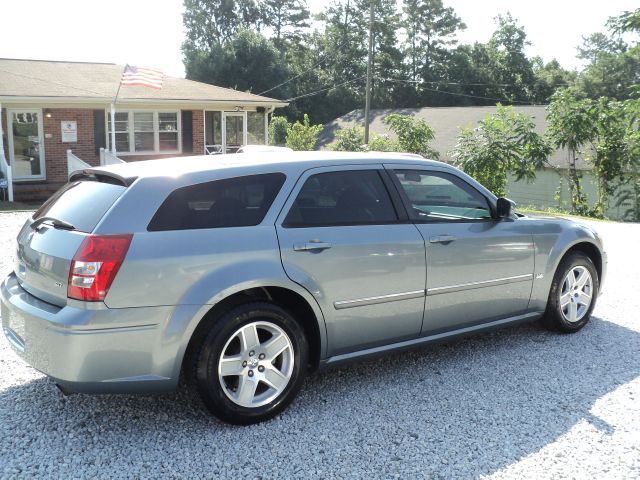 Dodge Magnum 2006 photo 1