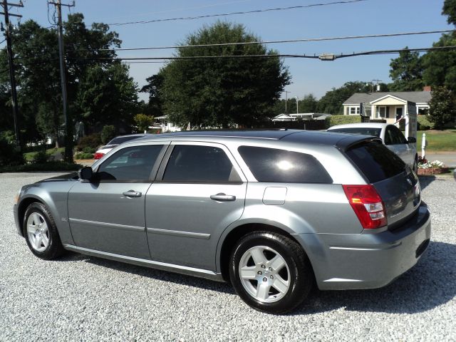 Dodge Magnum 2006 photo 4