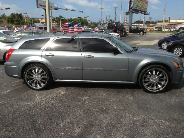 Dodge Magnum 2006 photo 4