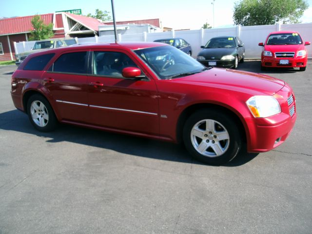 Dodge Magnum S Wagon