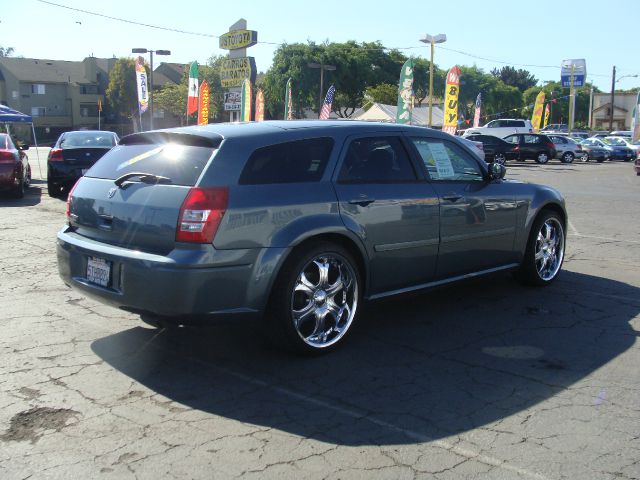 Dodge Magnum 2006 photo 3