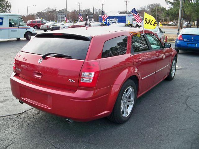 Dodge Magnum 2006 photo 1