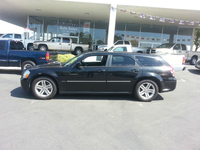 Dodge Magnum Deluxe Convertible Wagon