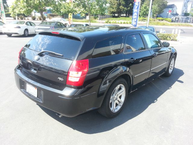 Dodge Magnum 2006 photo 18