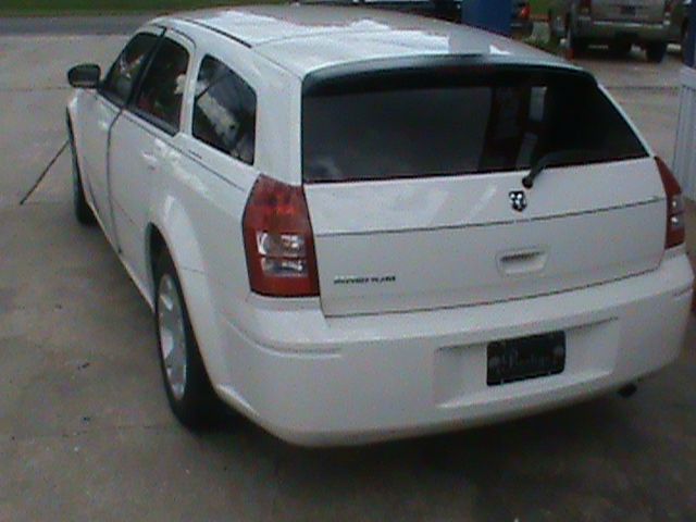 Dodge Magnum 2007 photo 8