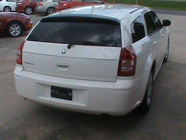 Dodge Magnum 2007 photo 9