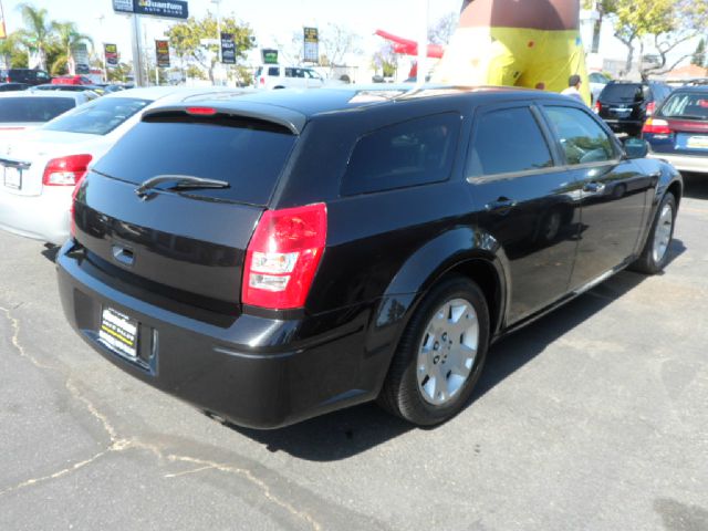 Dodge Magnum 2007 photo 1