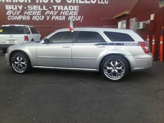 Dodge Magnum 2007 photo 2