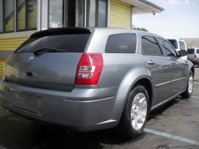 Dodge Magnum 2007 photo 1