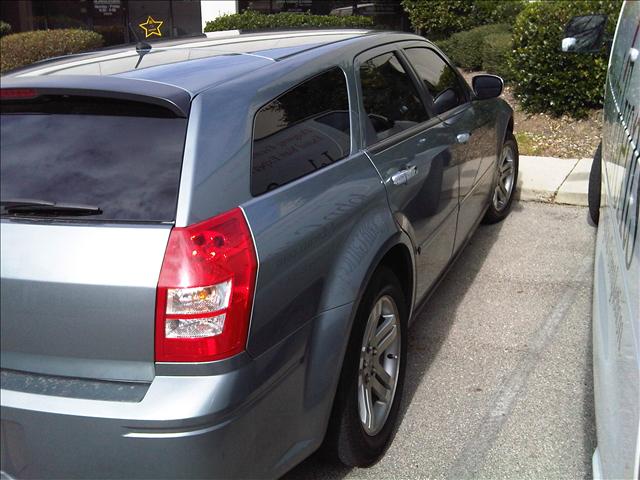 Dodge Magnum 2007 photo 1