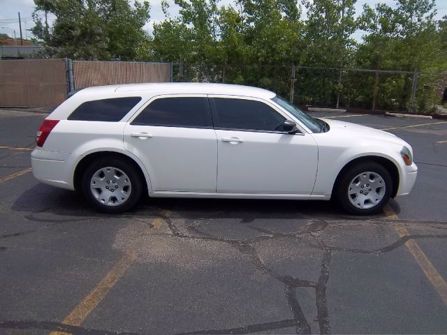 Dodge Magnum 2007 photo 17