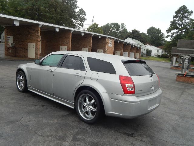 Dodge Magnum 2007 photo 1