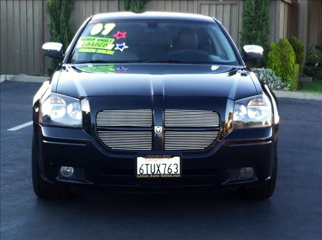 Dodge Magnum 2007 photo 2