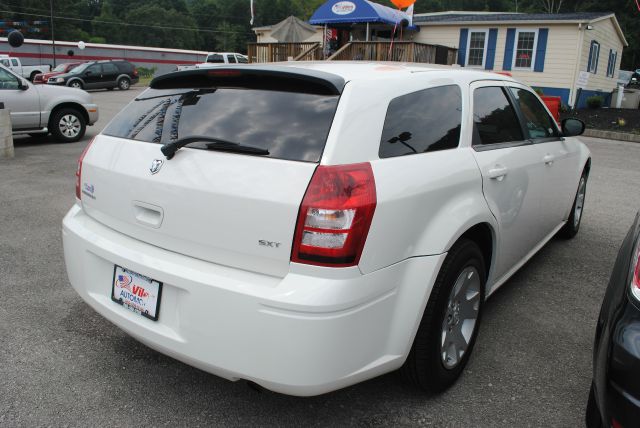 Dodge Magnum 2007 photo 4