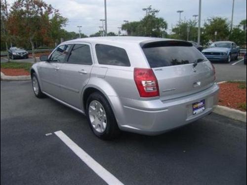 Dodge Magnum 2007 photo 3