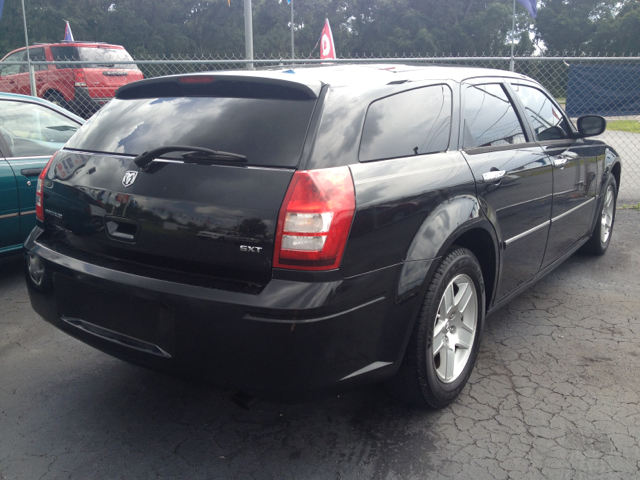 Dodge Magnum 2007 photo 2