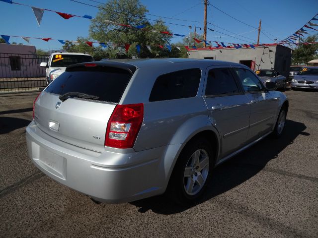 Dodge Magnum 2007 photo 16