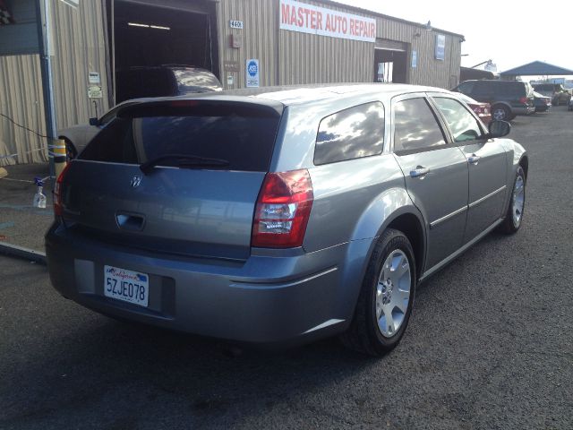 Dodge Magnum 2007 photo 3