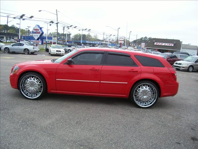 Dodge Magnum 2007 photo 1