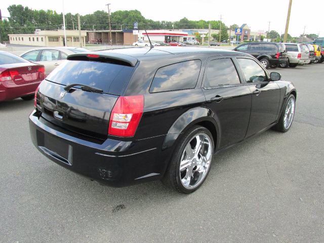 Dodge Magnum 2008 photo 4