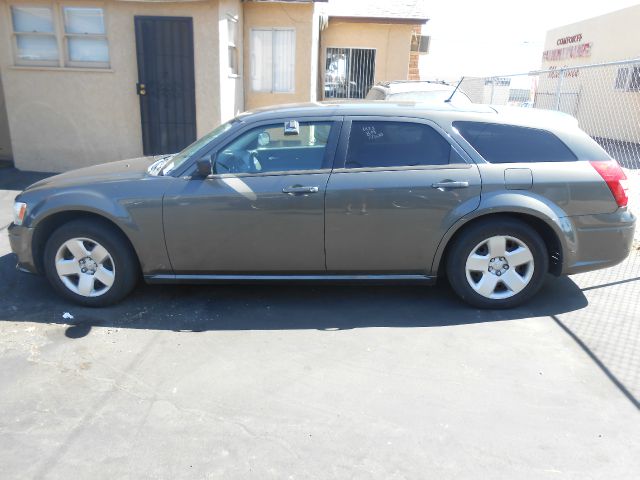 Dodge Magnum 2008 photo 1