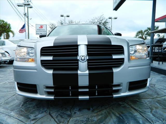 Dodge Magnum 2008 photo 1