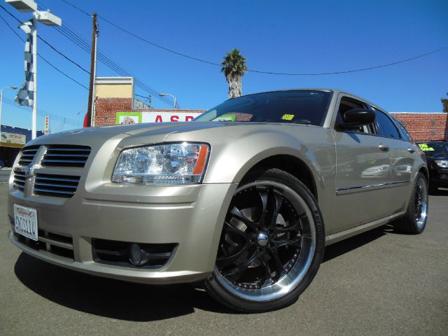 Dodge Magnum 2008 photo 2