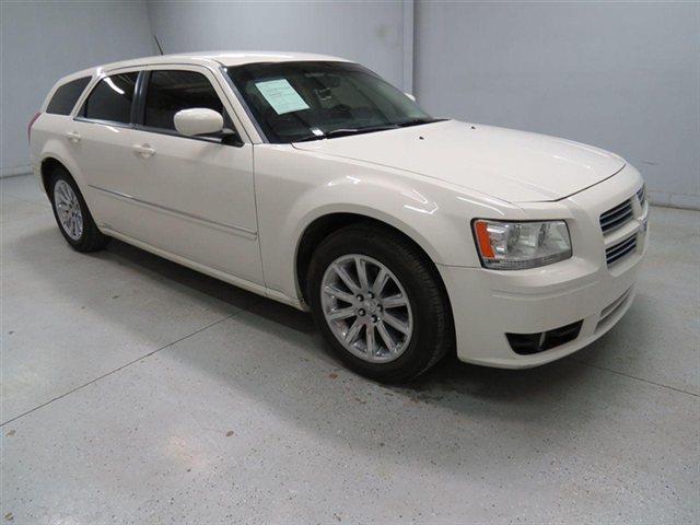 Dodge Magnum 2008 photo 1