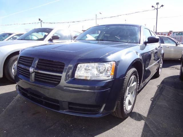 Dodge Magnum 2008 photo 2