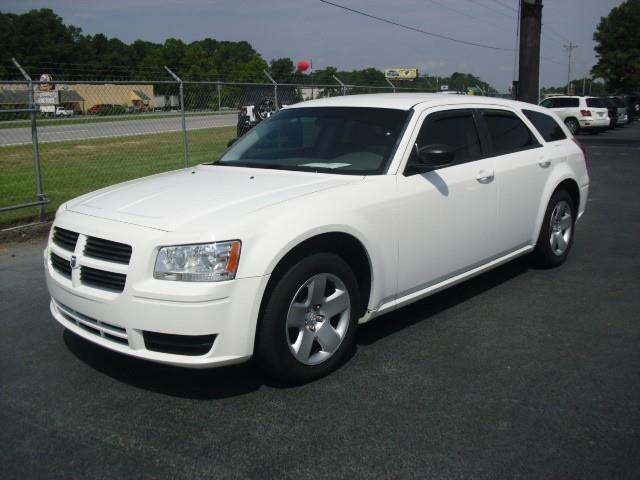 Dodge Magnum 2008 photo 2