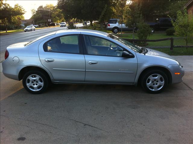 Dodge Neon 2000 photo 1