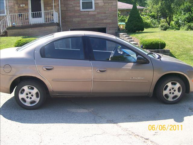 Dodge Neon Unknown Sedan