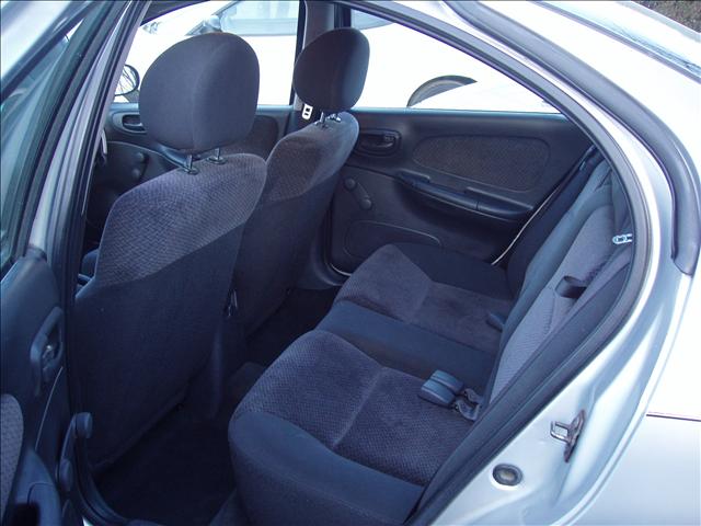 Dodge Neon 2001 photo 3