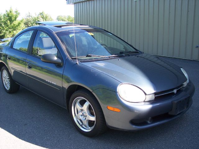 Dodge Neon SE Sedan